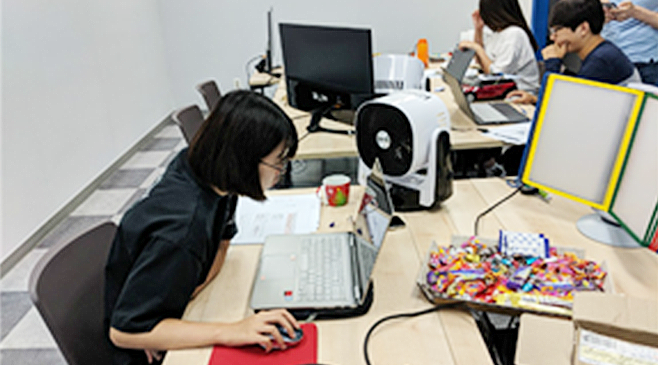 SW 개발 과정 - JAVA, 안드로이드 프로그래밍, UI디자인 이미지